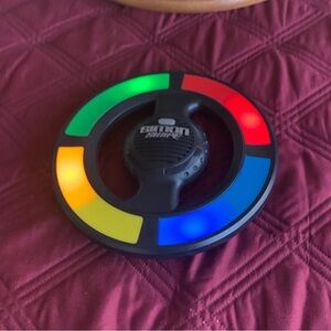 Simon Electronic Game with Multicolor Lights